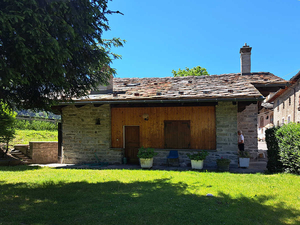La Salle Les Champ:Chalet da ristrutturare: esterni