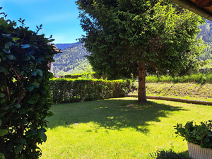 La Salle Les Champ:Chalet da ristrutturare: giardino