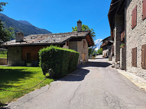 La Salle Les Champ:Chalet da ristrutturare: contesto
