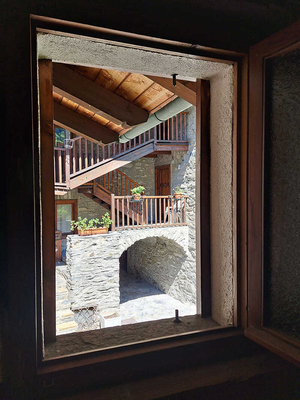 La Salle Les Champ:Chalet da ristrutturare: vista