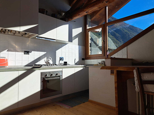 Morgex rustico: terrazza balconi giardino: cucina
