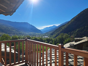 Morgex rustico: terrazza balconi giardino: balcone
