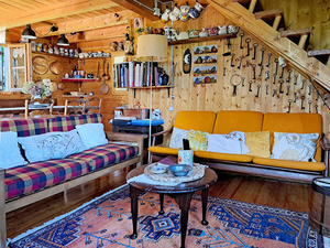 La Salle,:chalet nel bosco: soggiorno