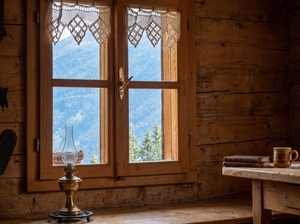 La Salle,:chalet nel bosco: dettaglio