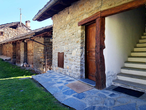La salle Challancin trilocale panoramico: ingresso