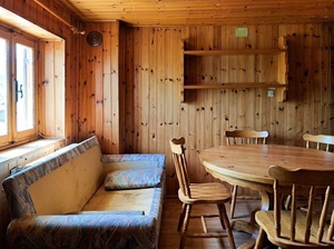 Doues/Roisan, casa colonica da ristrutturare: interni