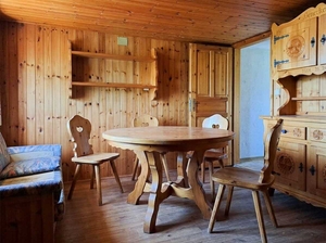 Doues/Roisan, casa colonica da ristrutturare: interni