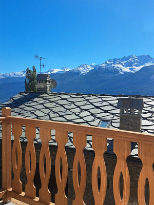 La Salle, quadrilocale nuovo: balcone